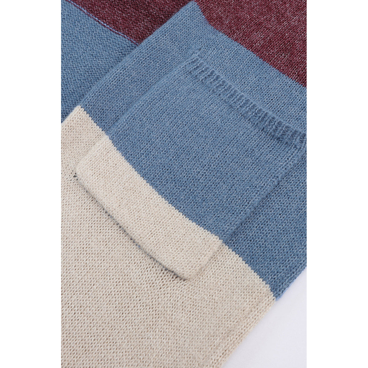 Cardigan lungo multicolore a blocchi di colore — dettaglio della tasca